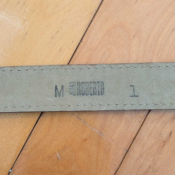 Tan Belt with Silver Buckle - Picture 4 of 4